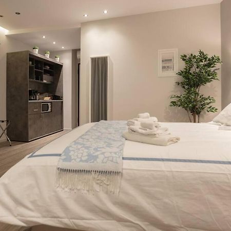 A11 Pristine & Comfy Studio Near Plaka & Parthenon Афины Экстерьер фото