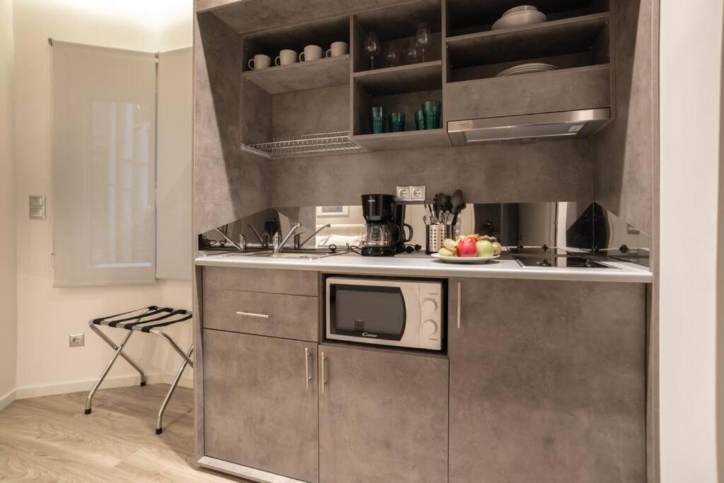 A11 Pristine & Comfy Studio Near Plaka & Parthenon Афины Экстерьер фото